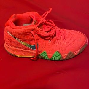Kyrie 4 lucky charms